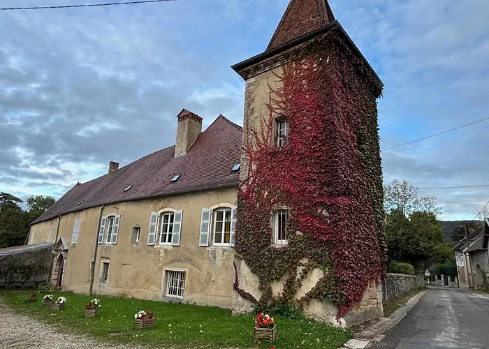 La Tourelle D\'Aiglepierre